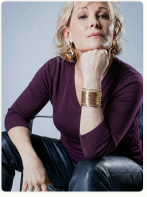Portrait of Dr Roxana Irimia
